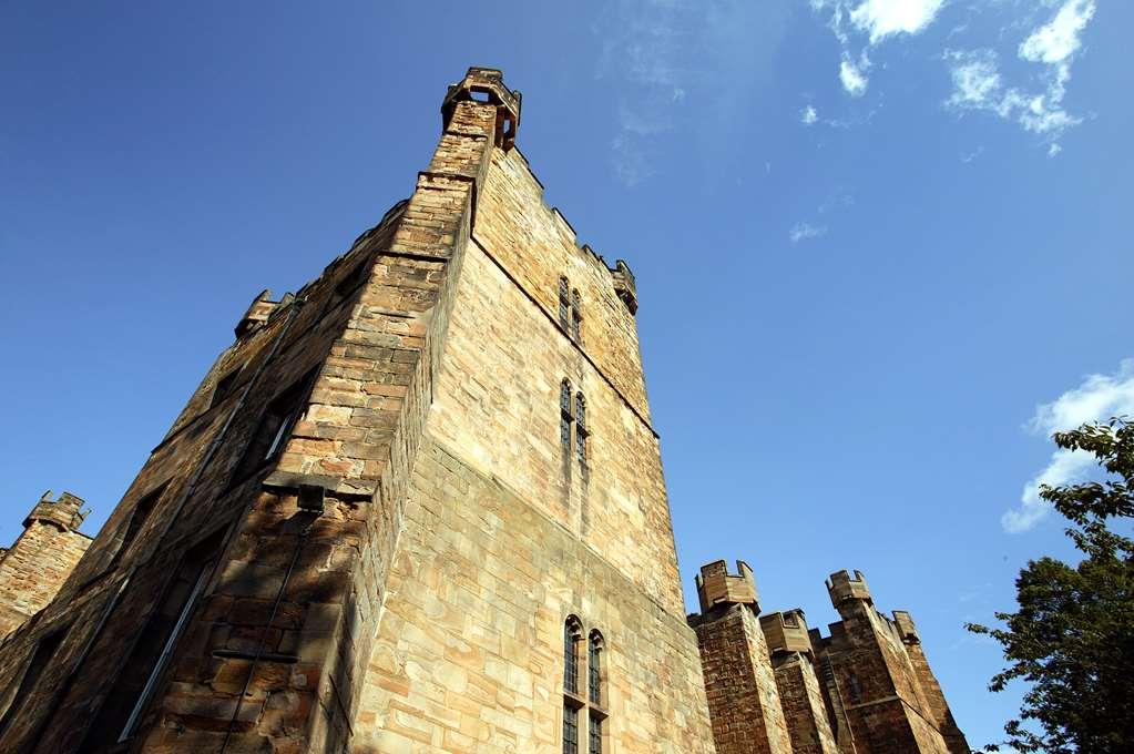 Lumley Castle Hotel Chester-le-Street Bagian luar foto